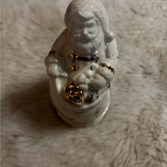 Lenox White and Gold Santa Figurine - Picture 2 of 8